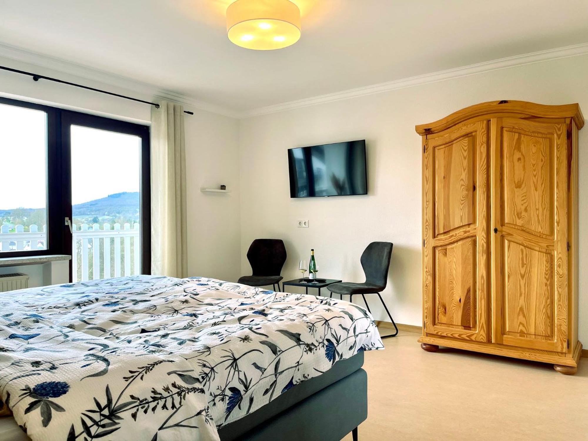 Maring-Noviand Pension 1595 Im Weingut Botzet מראה חיצוני תמונה